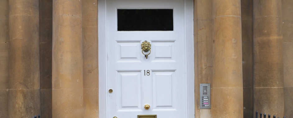 Self Catering Bath Image 02